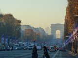 Champs-Élysées with Arc de Triomphe / Champs-Élysées s Vítězným obloukem